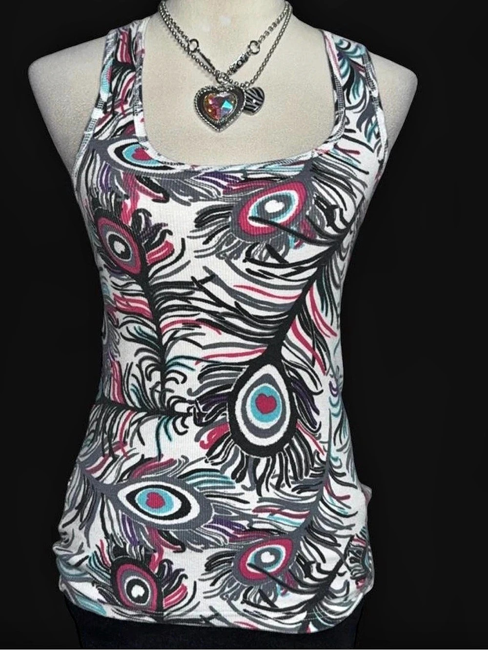 Op farmer heart Print Tank Top in White & Pink Size Medium